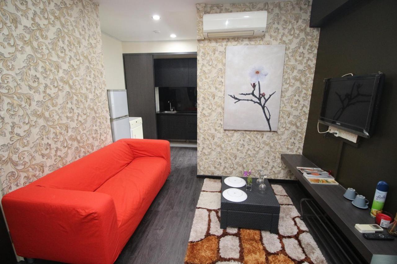 Jjh Serviced Apartments Near Serangoon Mrt Singapore Buitenkant foto